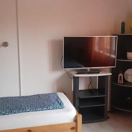 Semesterbostad Mia *